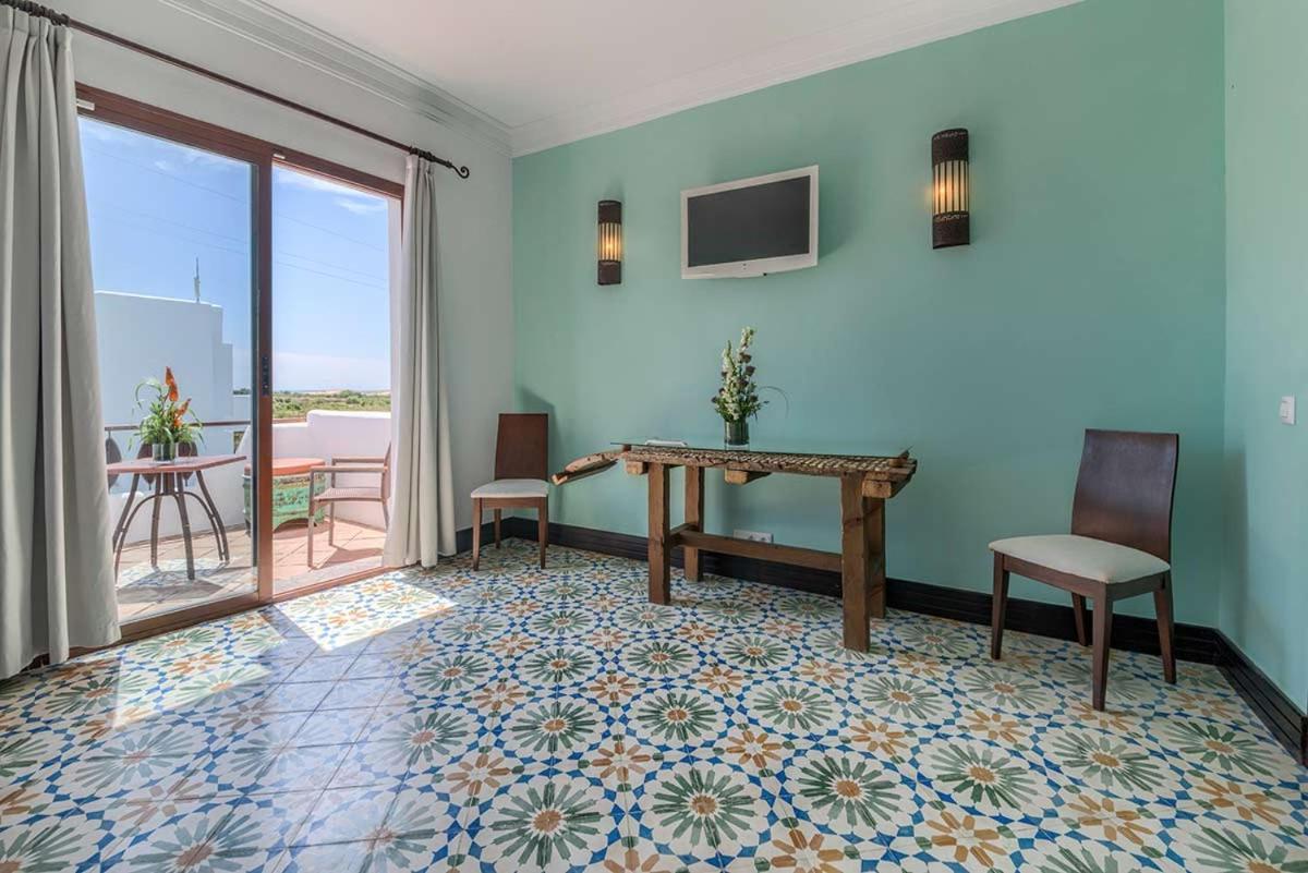Apartamentos Turisticos Bahia De Trafalgar ซาโฮรา ภายนอก รูปภาพ