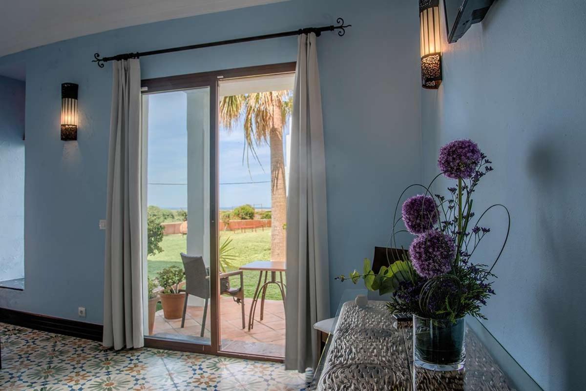 Apartamentos Turisticos Bahia De Trafalgar ซาโฮรา ภายนอก รูปภาพ