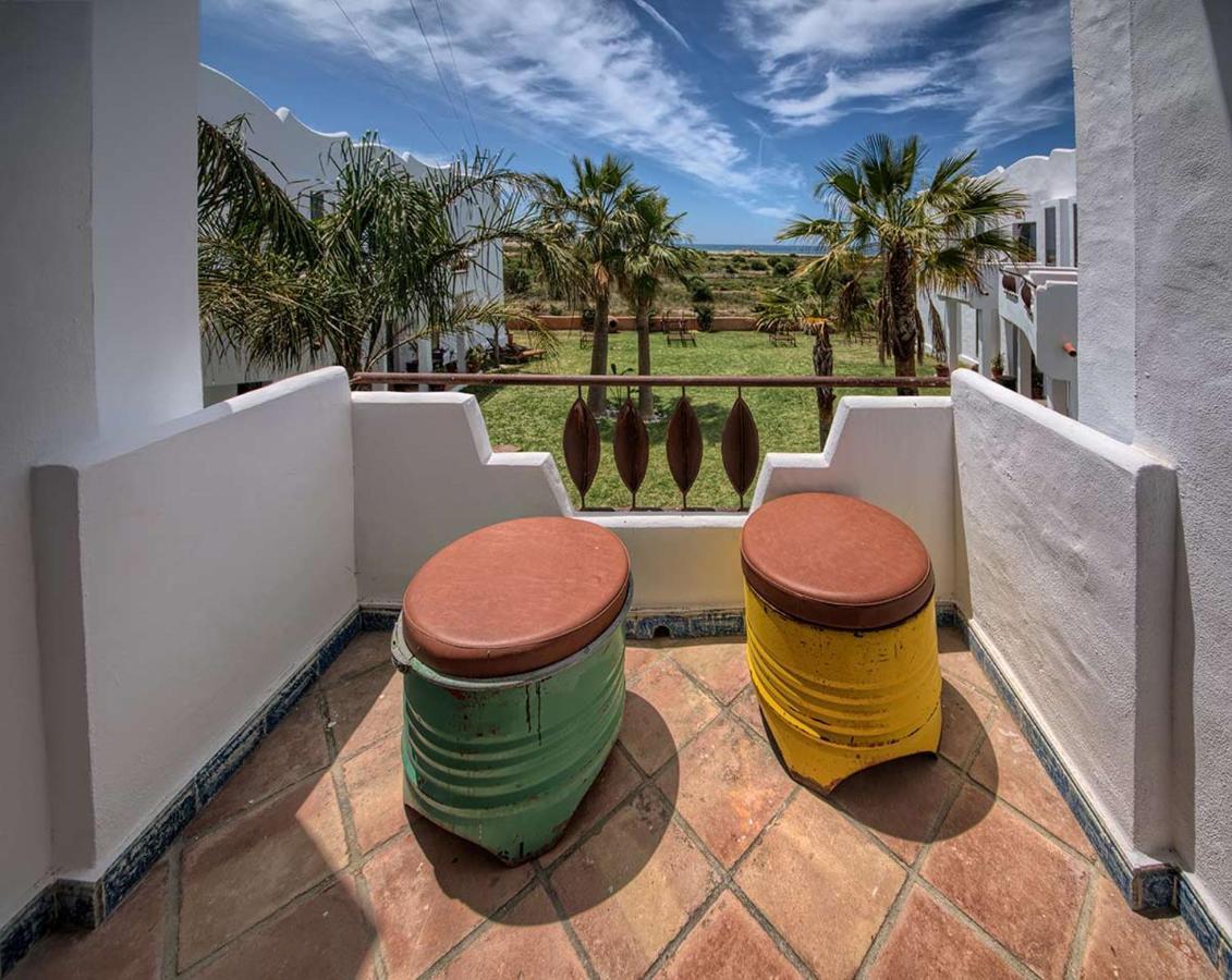 Apartamentos Turisticos Bahia De Trafalgar ซาโฮรา ภายนอก รูปภาพ